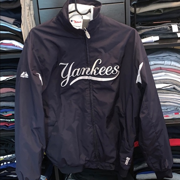 New York Yankees Majestic Therma Base 